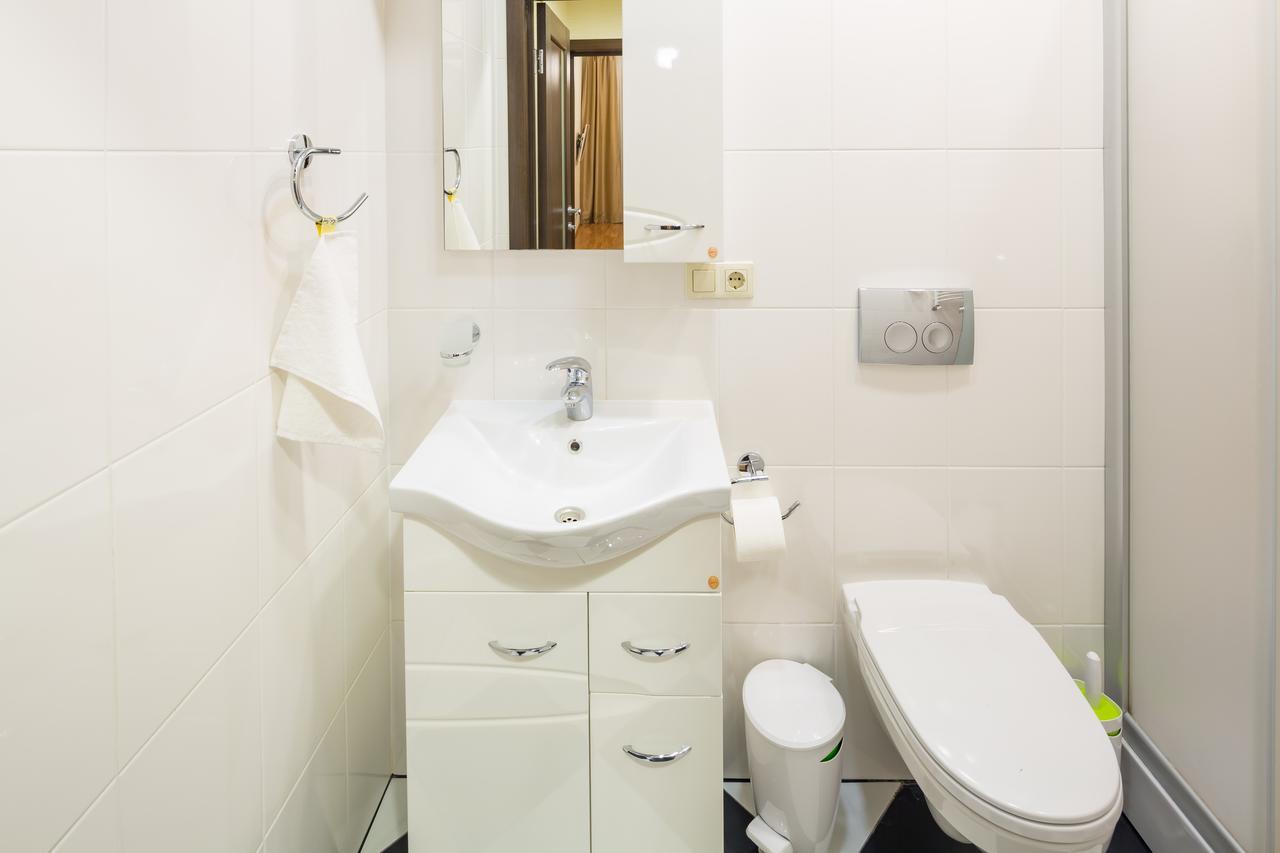 Apartment On Svobody Avenue 25 リヴィウ エクステリア 写真